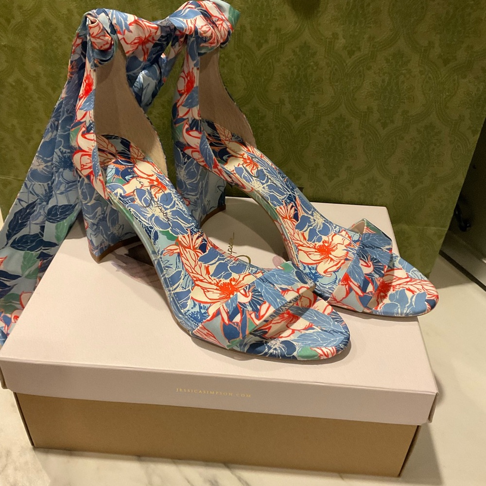 Jessica Simpson Narella Floral Print Sandals Sz 9 With Box Sassy Fun Sexy